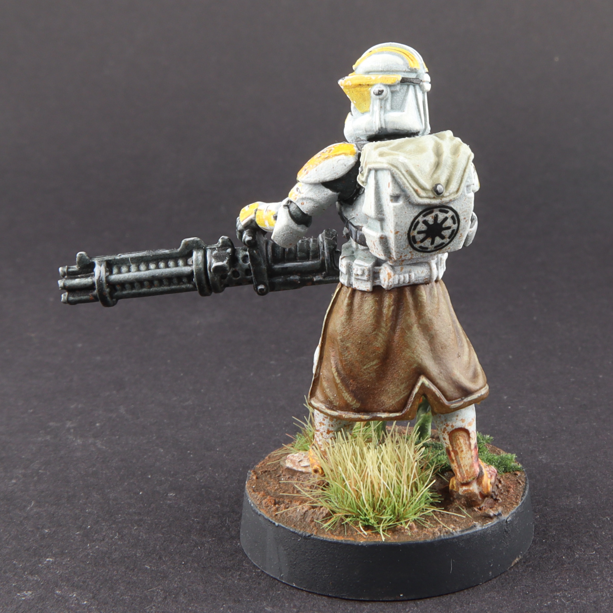 Star Wars Legion - Painted 327th Star Corps Clone with Z-6 miniature